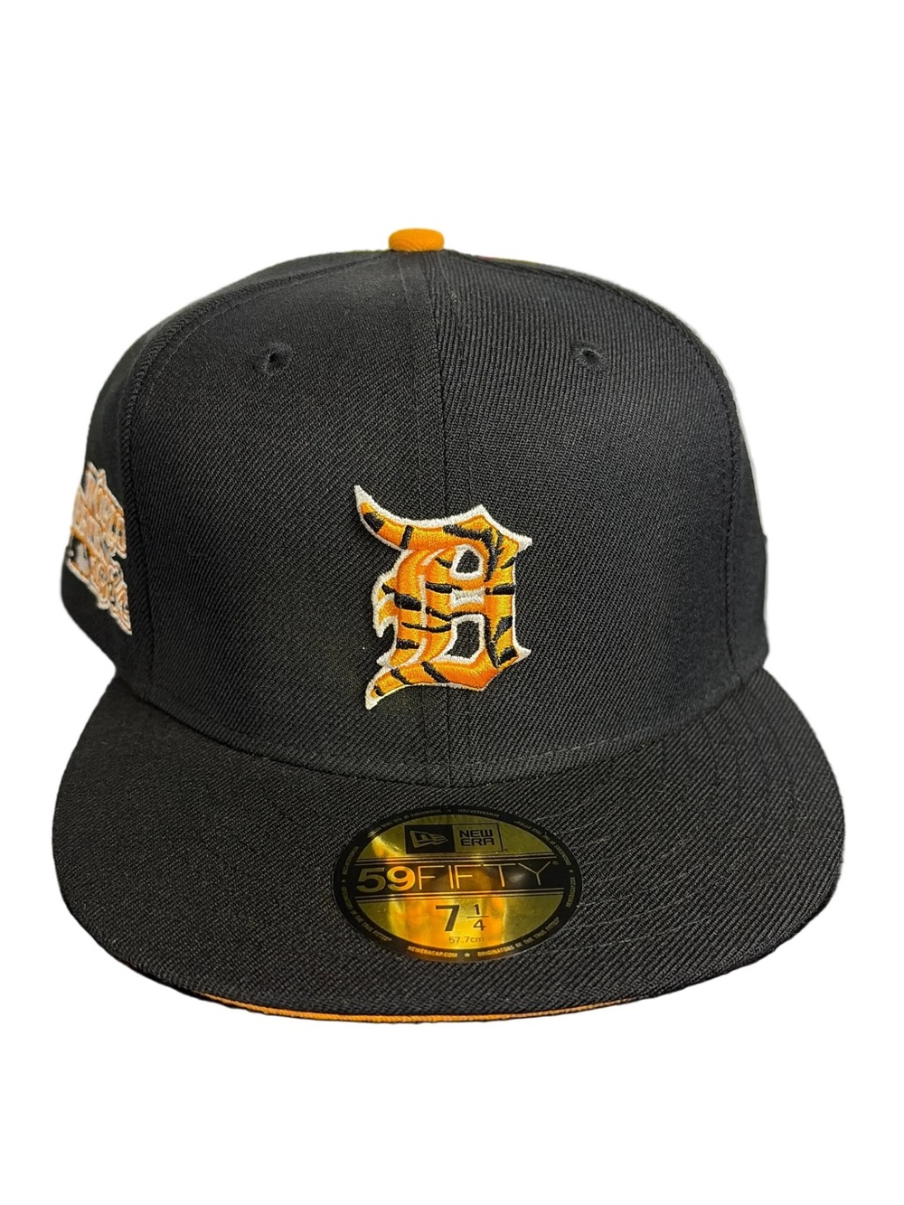 New Era Detroit Tigers 59FIFTY Tiger Camo Logo Fitted Hat - Black